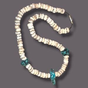 Vintage Real Tiger Puka Shells & Turquoise Stone‎ Necklace 16"